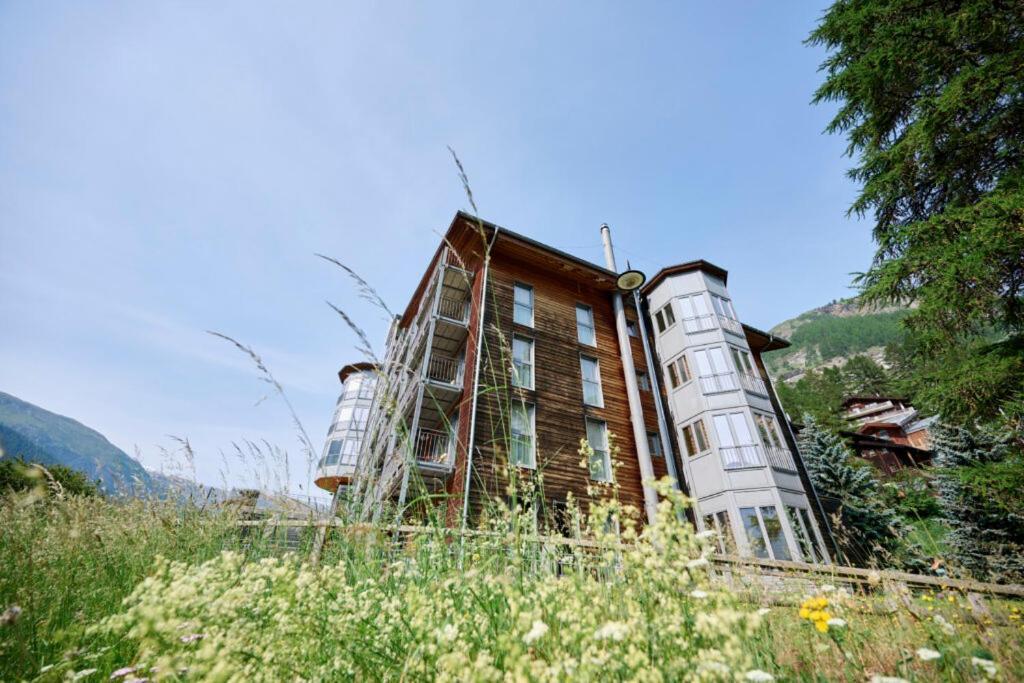 The Omnia Hotel Zermatt Bagian luar foto