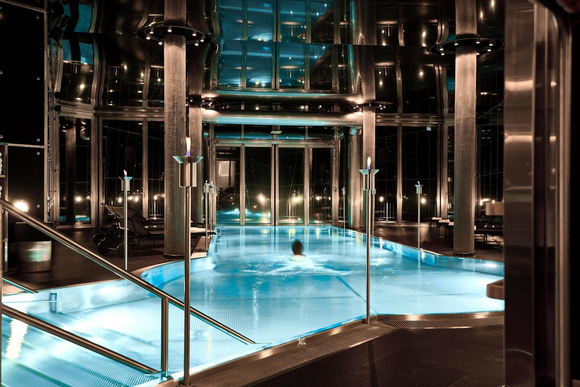 The Omnia Hotel Zermatt Bagian luar foto