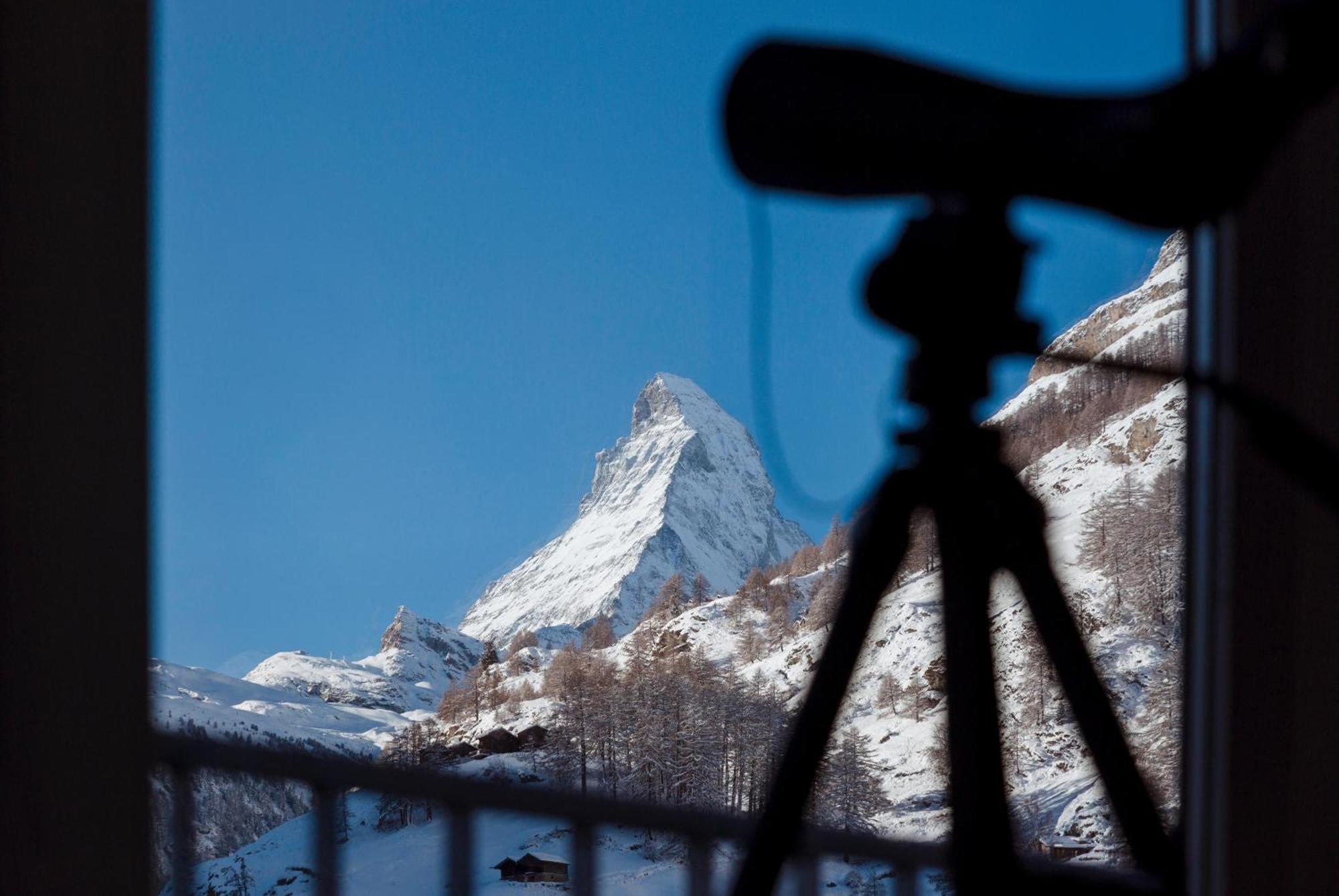 The Omnia Hotel Zermatt Bagian luar foto