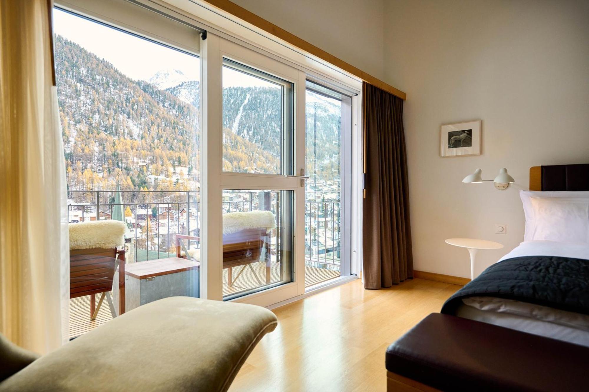 The Omnia Hotel Zermatt Bagian luar foto