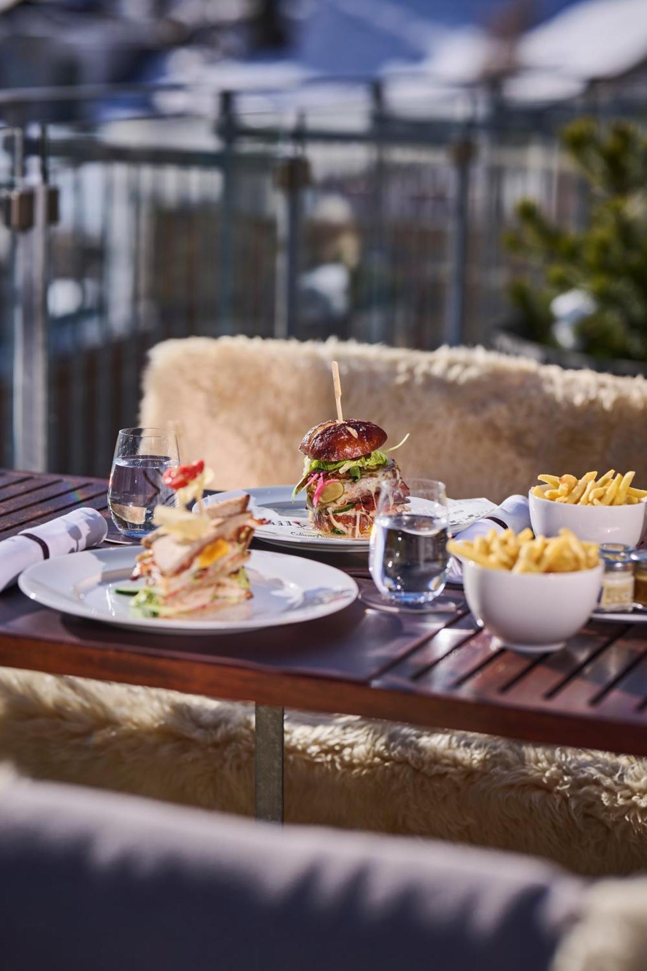 The Omnia Hotel Zermatt Bagian luar foto