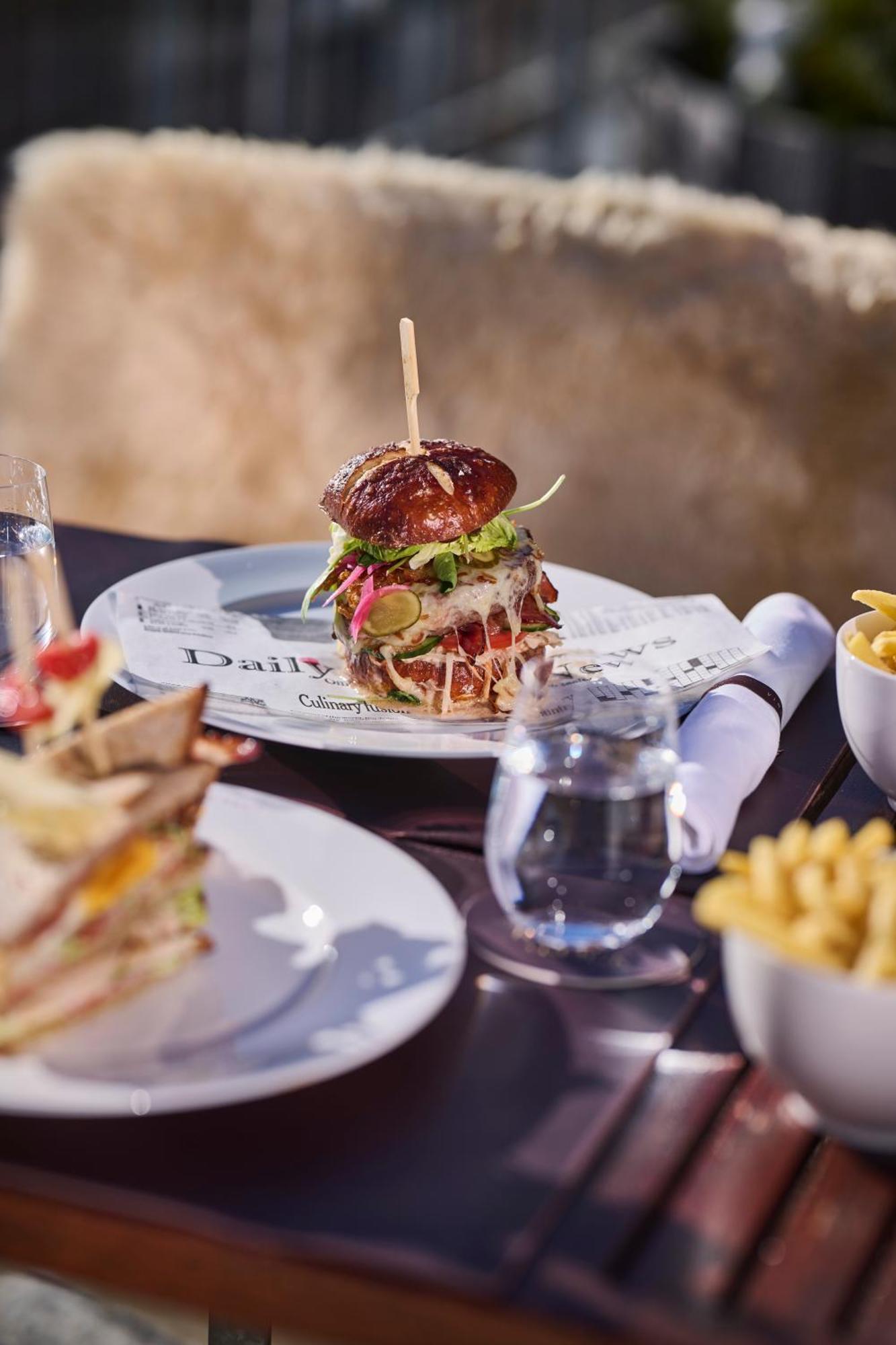 The Omnia Hotel Zermatt Bagian luar foto